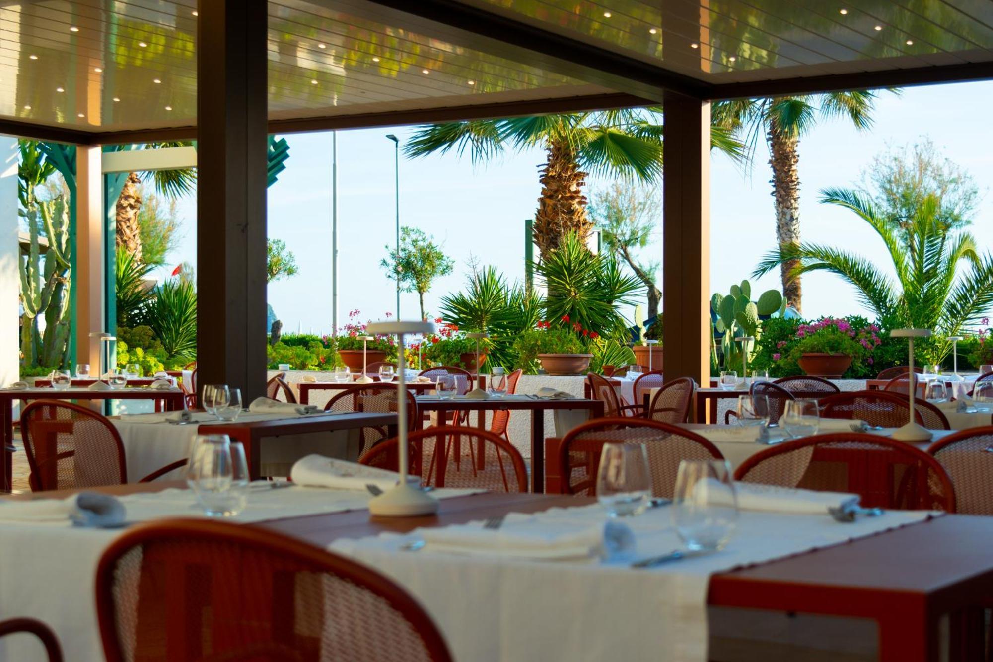 Hotel Garden Praia a Mare Kültér fotó